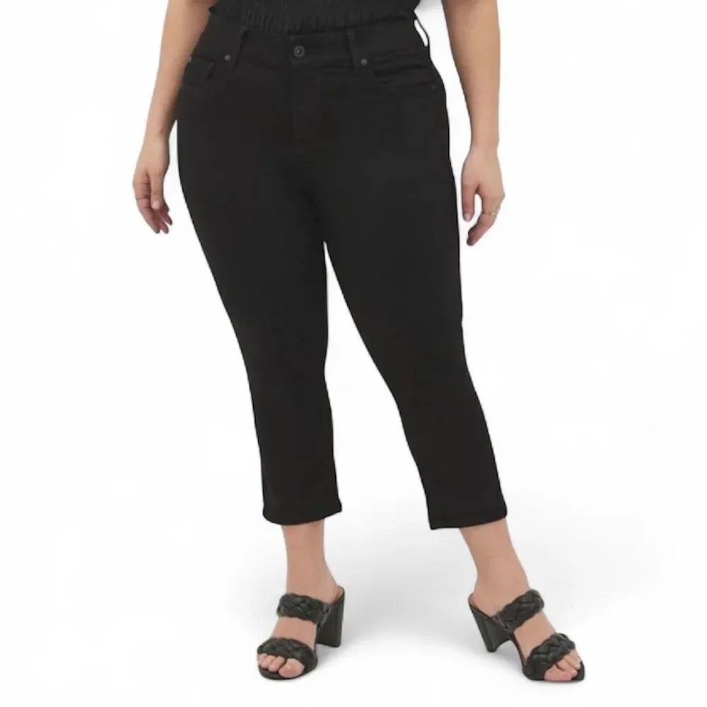 Torrid Crop Bombshell Skinny Premium Stretch Jeans Black Size 12